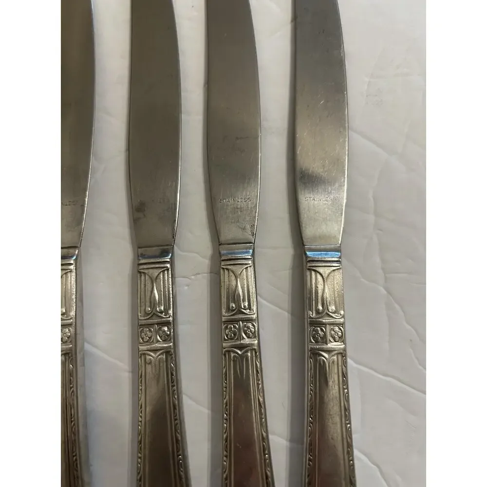 Antique Wallco Sectional A1+ Silver plate Carlton Set (7) Art Deco Grille Knives
